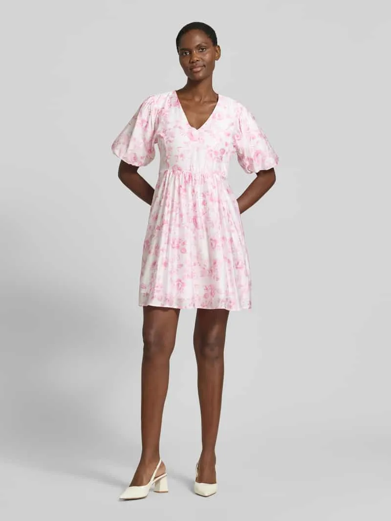 Vero Moda Getailleerde vrijetijdsjurk van viscosemix model 'BLISS' lichtroze, foto 3
