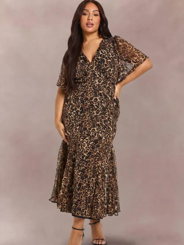 boohoo Dames Plus Size Luipaard Lange Mouw Skater Jurk Luipaardprint