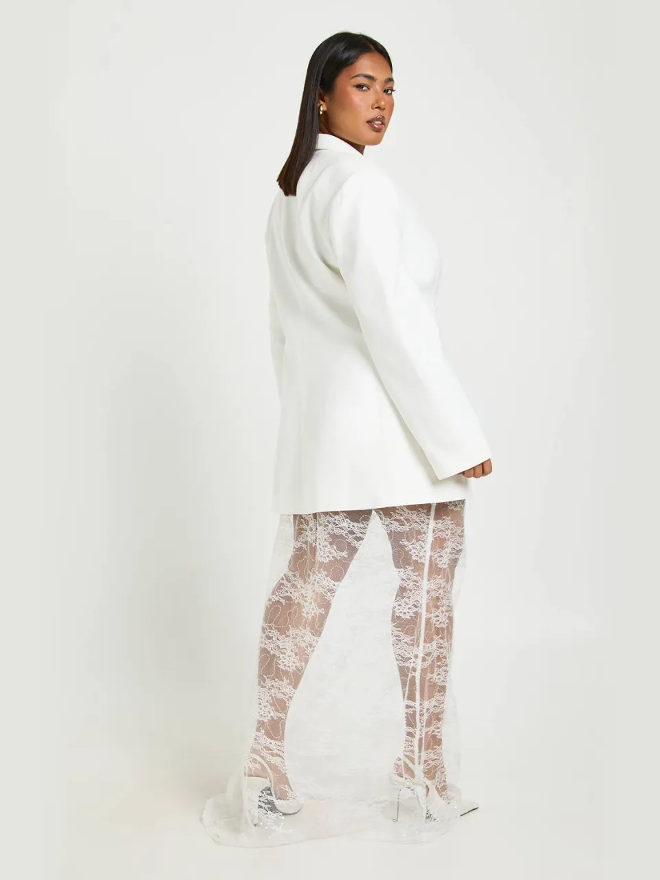 boohoo Dames Plus Kanten Zoom Blazer Jurk wit, foto 2