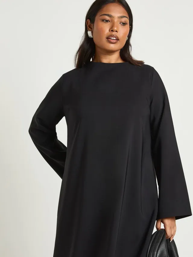 boohoo Dames Plus Wijdvallende Mouwen Strikband Rug Shift Jurk Zwart