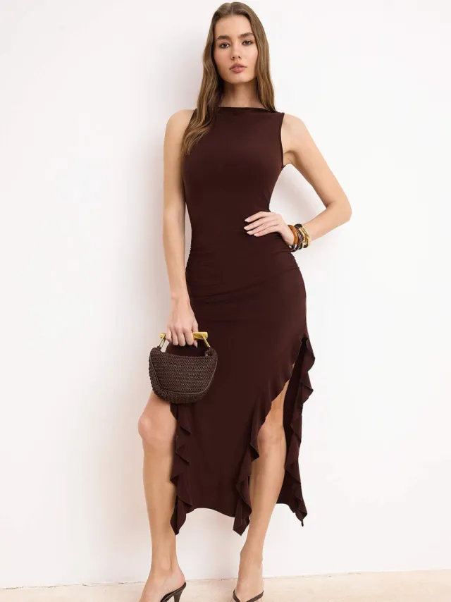 Trendyol TRENDYOLMİLLA Dames Bruin Effen Maxi Mouwloos Avond / Dagelijks Bodycon Jurken