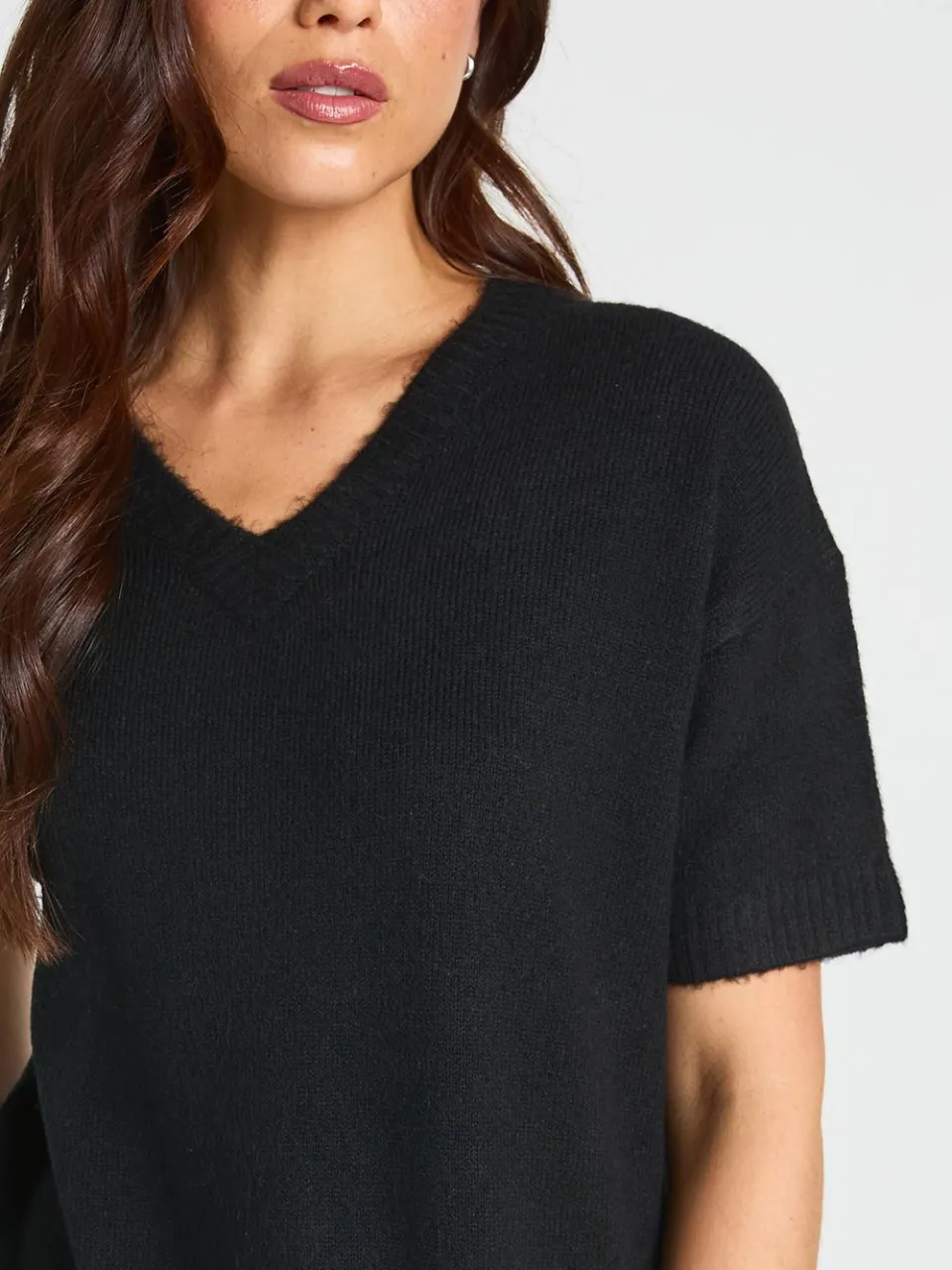 boohoo Dames Gebreide Mini-jurk Met V-hals En Korte Mouwen zwart, foto 4
