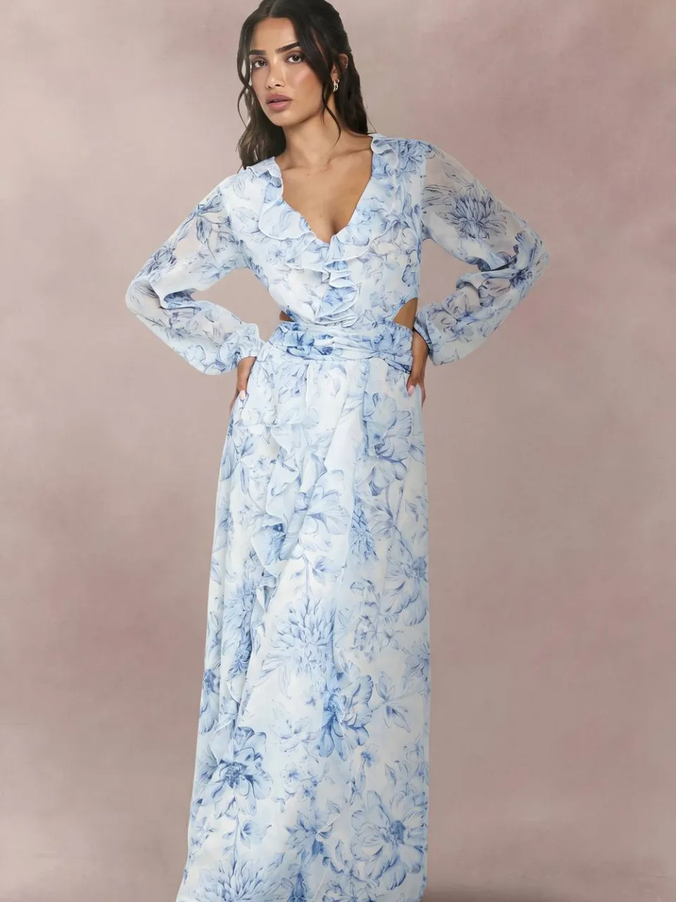 boohoo Dames Petite Floral Chiffon Maxi-jurk met volumineuze mouwen blauw, foto 3