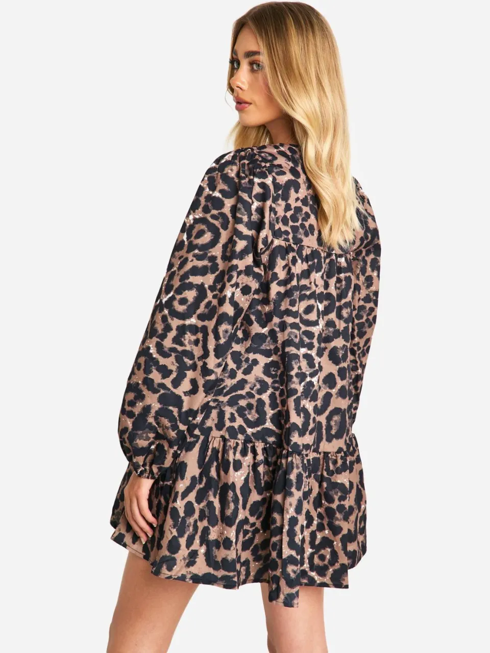boohoo Dames Leopard Drop Hem Smock Jurk bruin, foto 2
