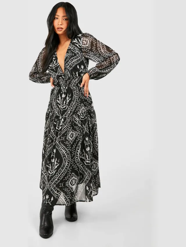 boohoo Dames Petite Mono Paisley Midaxi Jurk