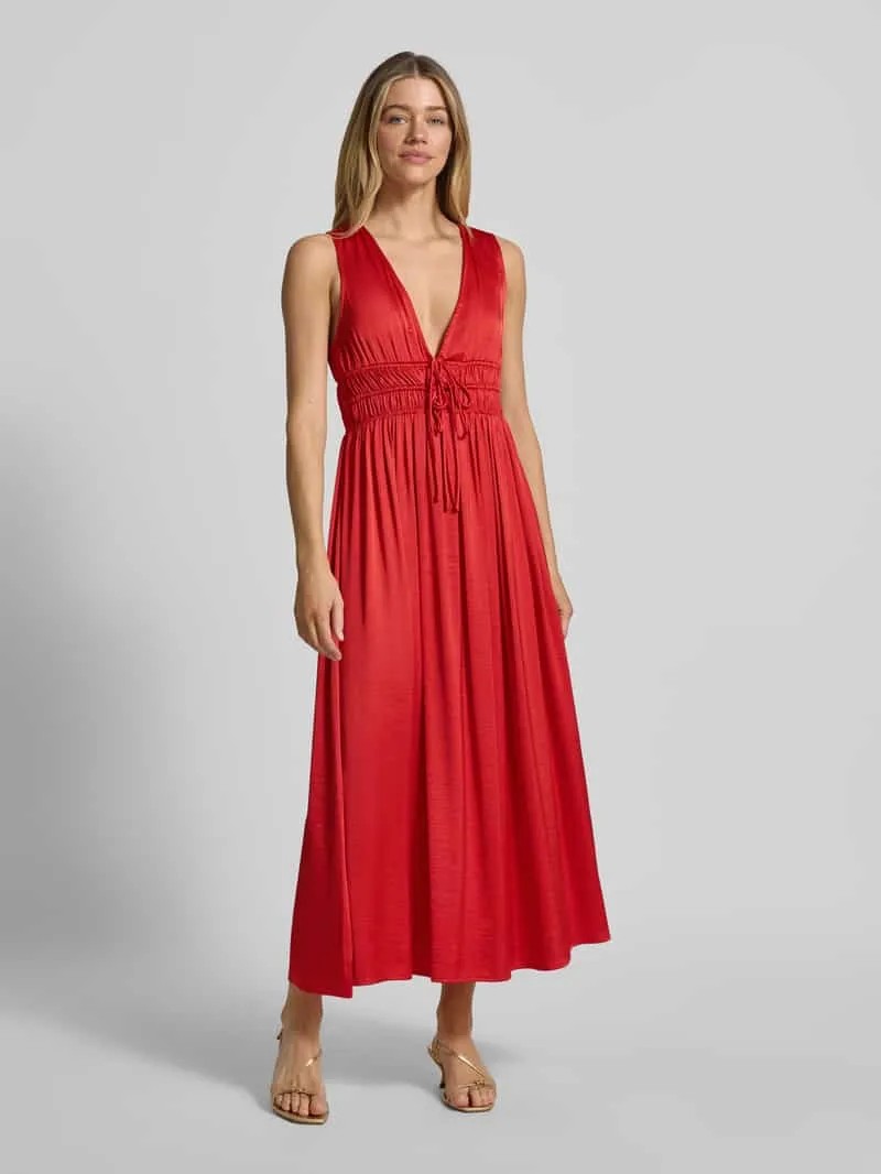 MbyM maxi-jurk met diepe V-hals model 'Marja' Rood