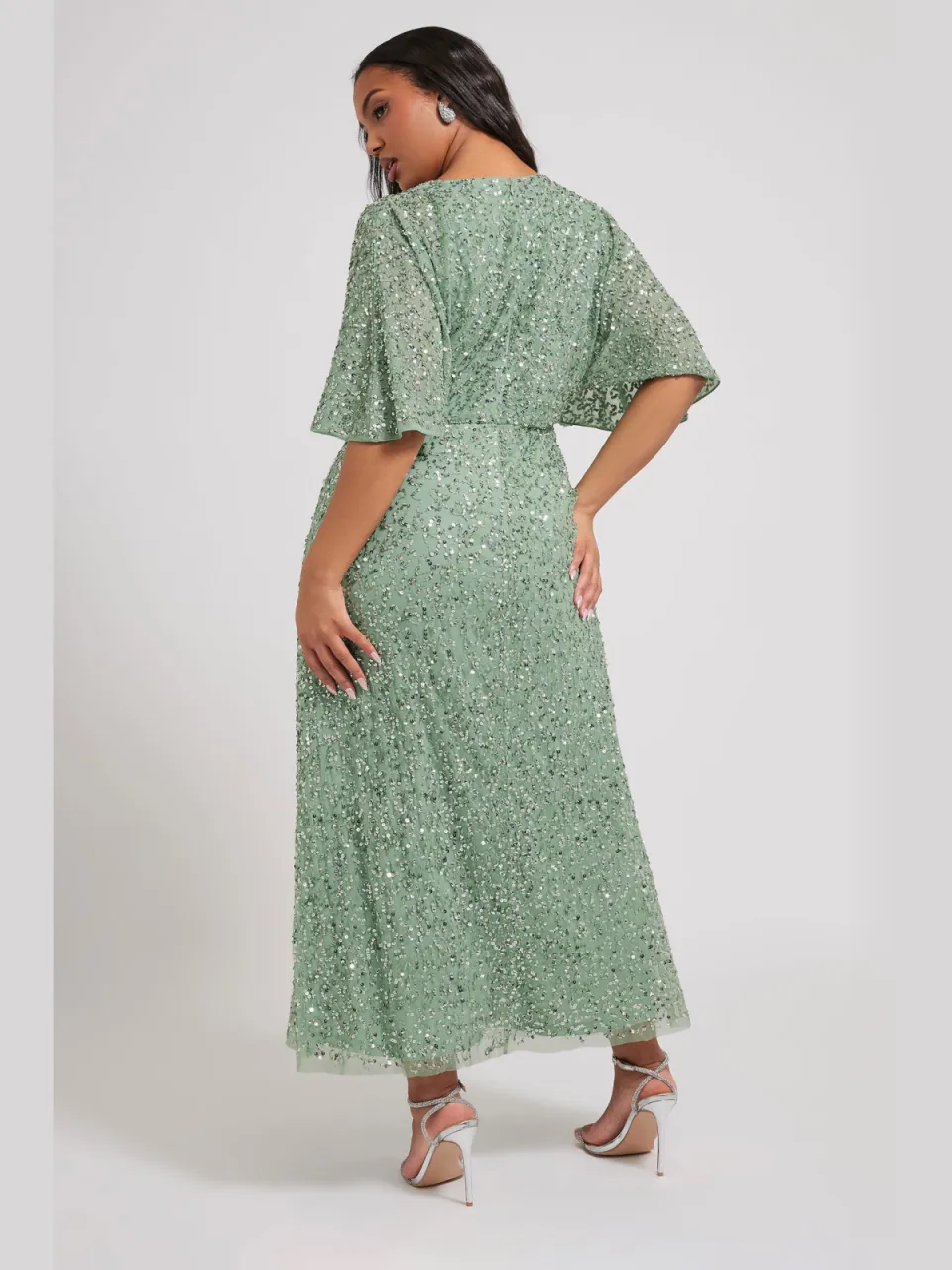 Luxe: Ultimate Embellishment Luxe Maxi Jurk Met Paillettenversiering En Engelmouwen In Saliegroensize 54-56, foto 2