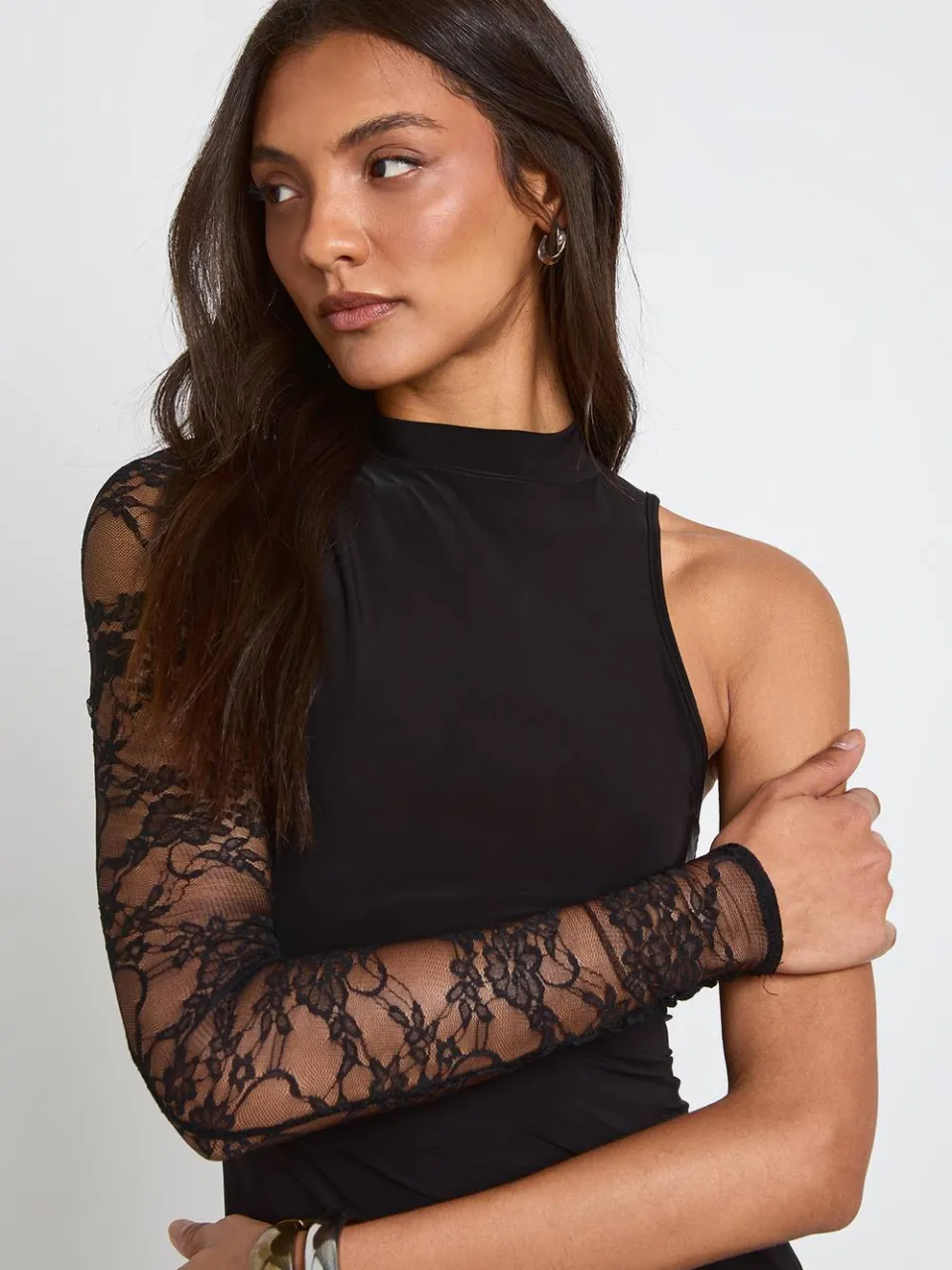 boohoo Dames Lange Kanten One-shoulder Midaxi Jurk zwart, foto 3
