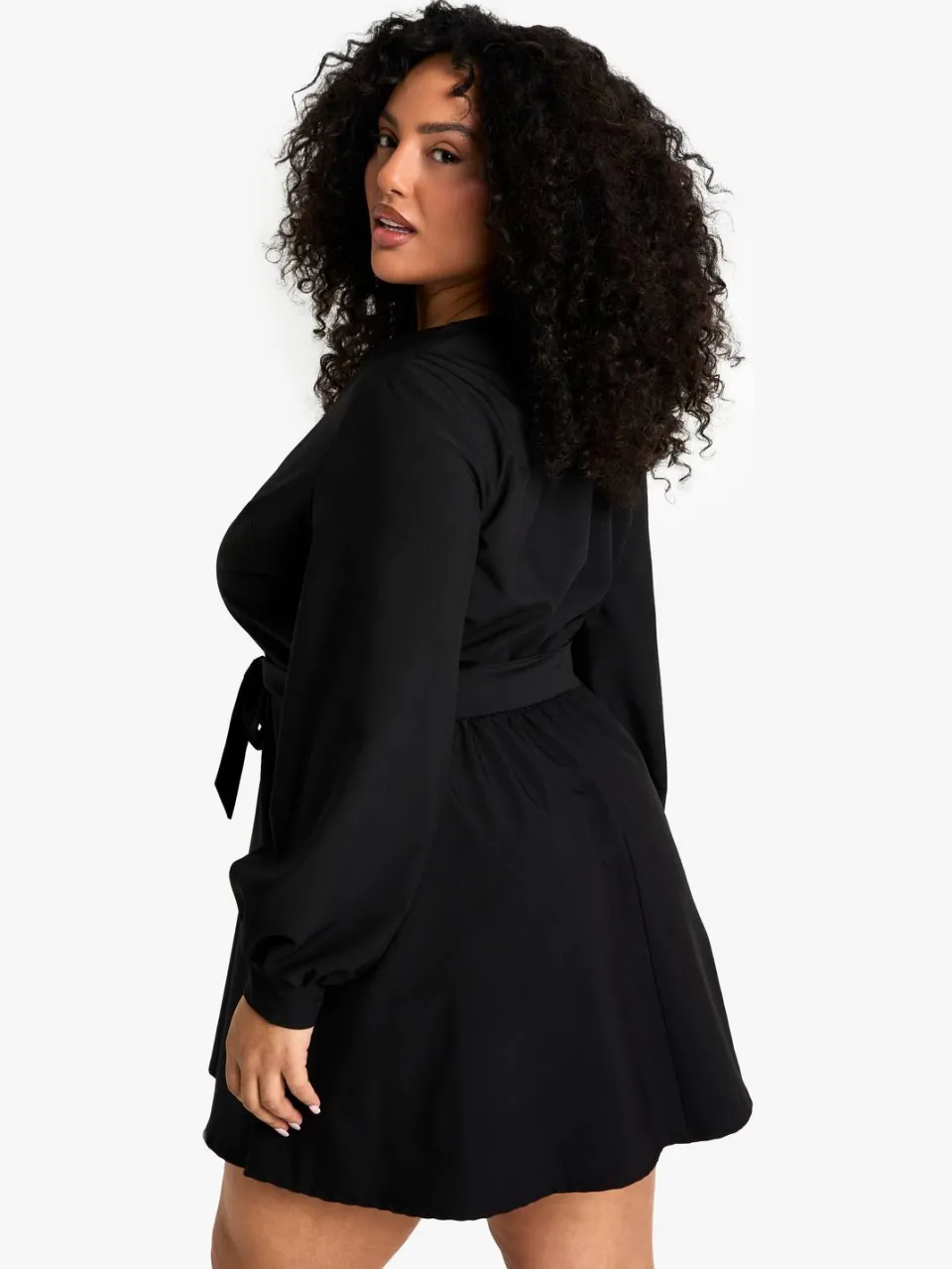 boohoo Dames plus blouson mouw mini wrapjurk zwart, foto 2