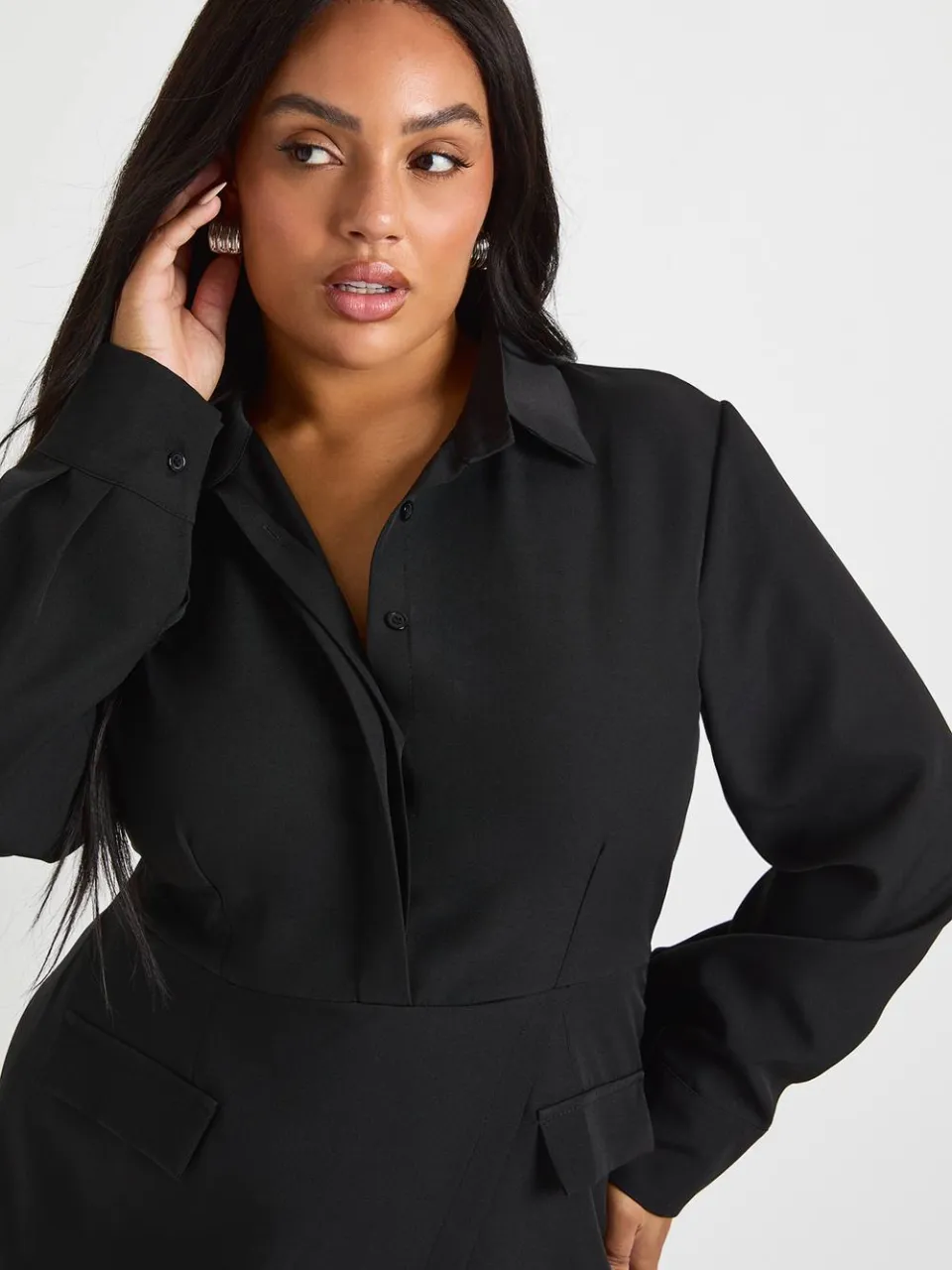 boohoo Dames Plus Geweven Wrap Shirtjurk zwart, foto 4