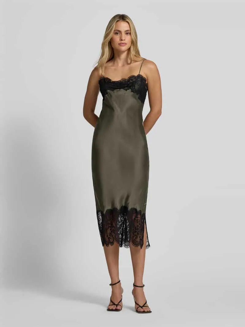 Iro Kokerjurk met kant model 'NEREID' Kaki
