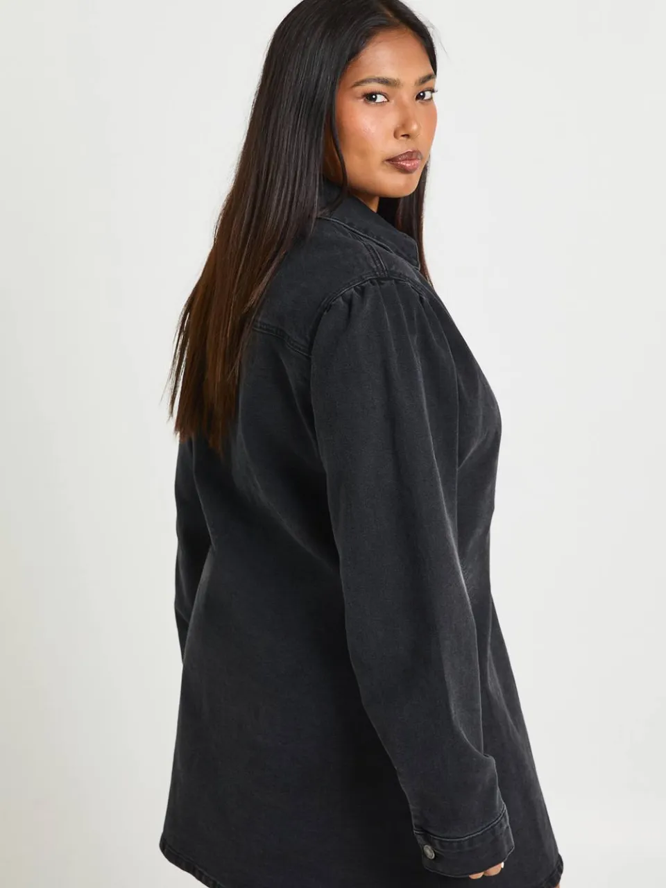 boohoo Dames Plus Denim Wikkel Jurk, foto 2