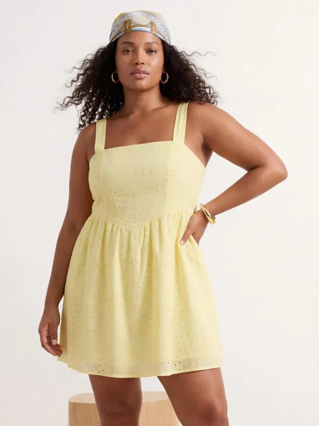 Trendyol Curve Dames Geel Effen Maxi Mouwloos Casual A-lijn Grote maten Jurk