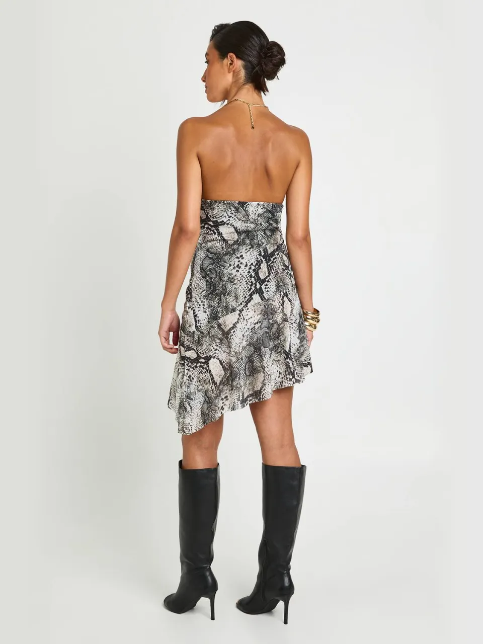 boohoo Dames Halternek Mesh Jurk Met Slangenprint, foto 3