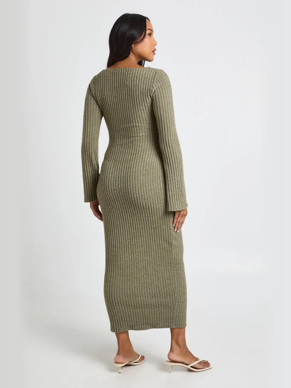 boohoo Dames Zwangerschaps Off-shoulder Midaxi Jurk kaki, foto 2