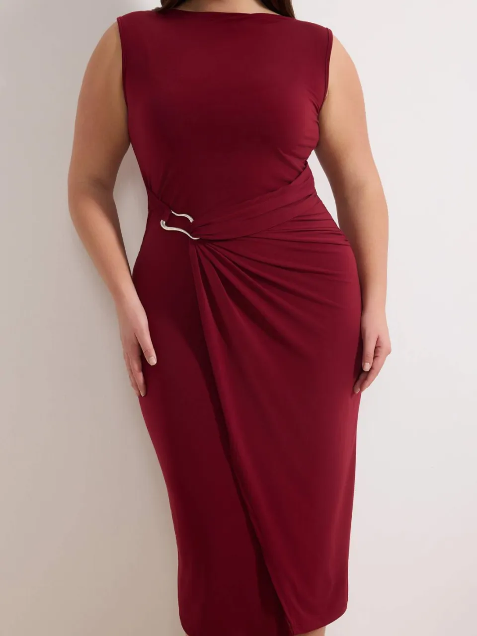 Trendyol Curve Dames Bordeaux Effen Midi Mouwloos Casual Bodycon Grote maten Jurk, foto 2