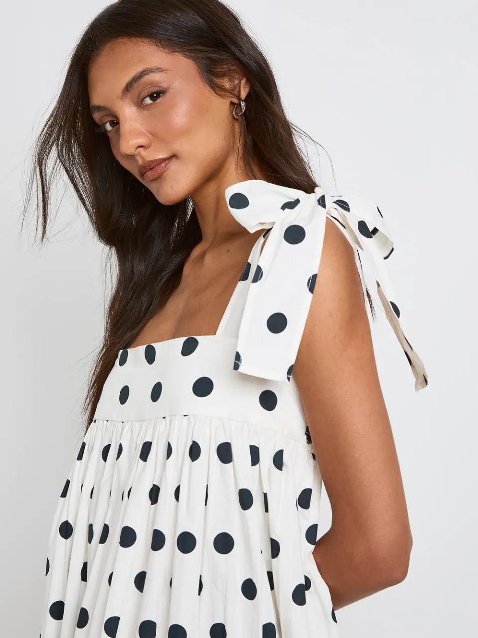 boohoo Dames Lange Katoenen Popeline Polkadot Swing Jurk ivoor, foto 3