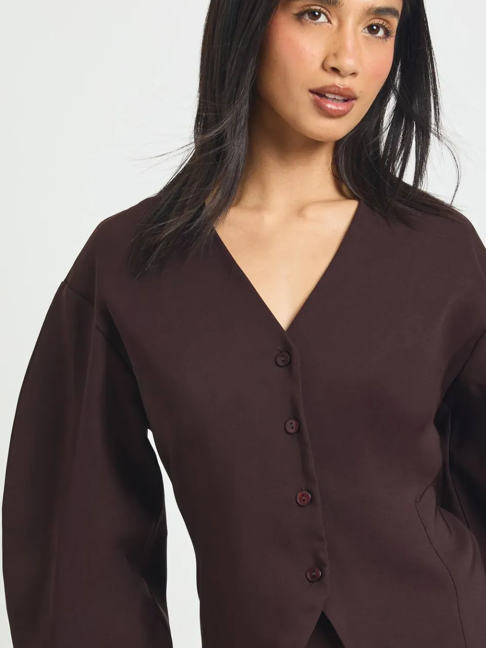 boohoo Dames Petite 2-in-1 Blazerjurk met Ballonmouwen chocoladebruin, foto 4