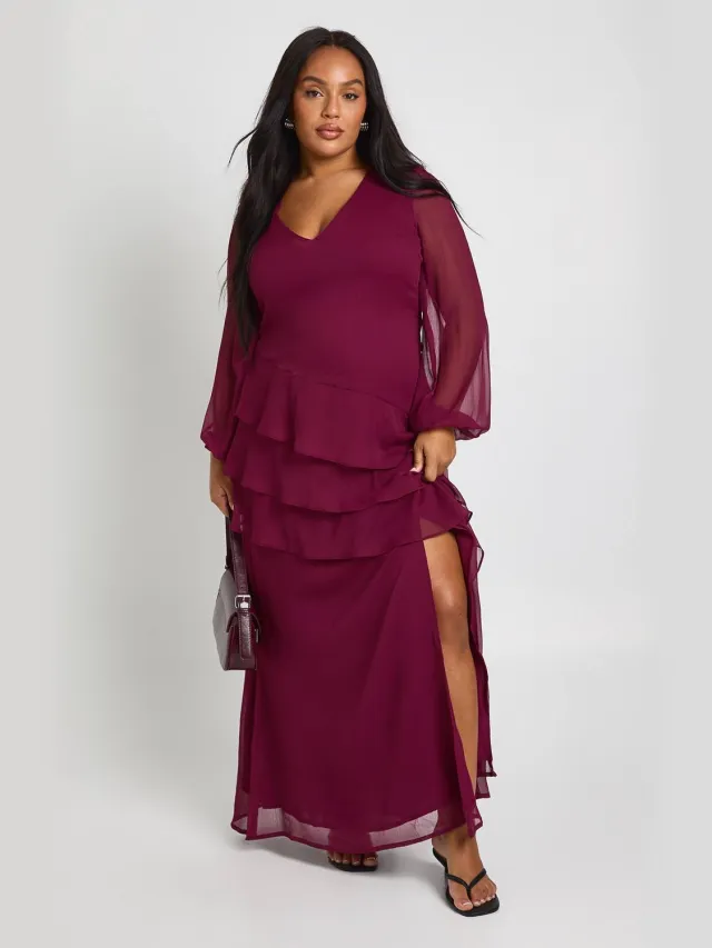 boohoo Dames Plus chiffon maxi-jurk met ruches Bordeaux Rood