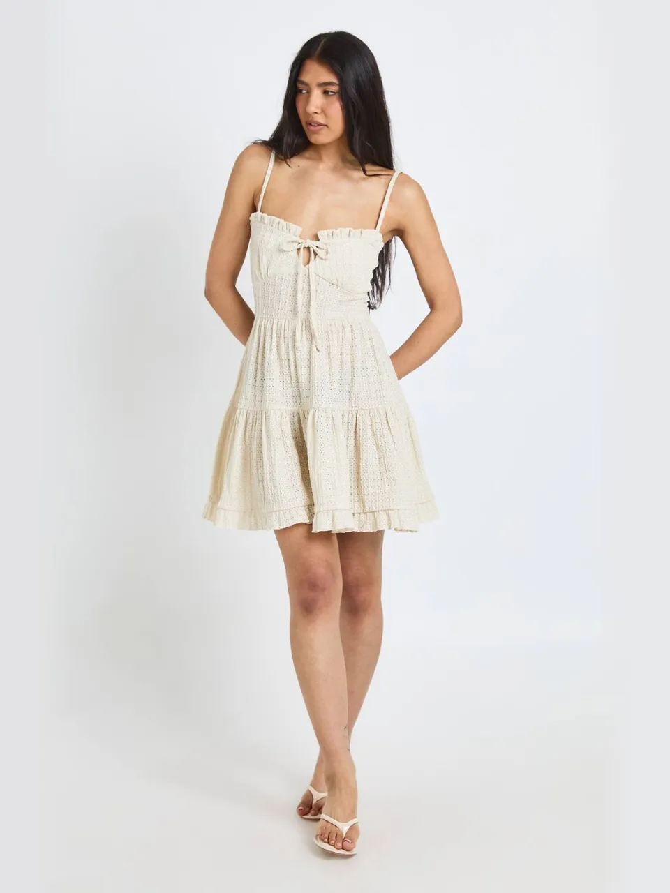 boohoo Dames Lange Getextureerde Smock Jurk Met Ruches crème, foto 2