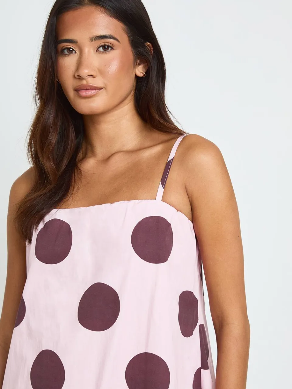 boohoo Dames Polkadot Puff Ball Mini Jurk roze, foto 4