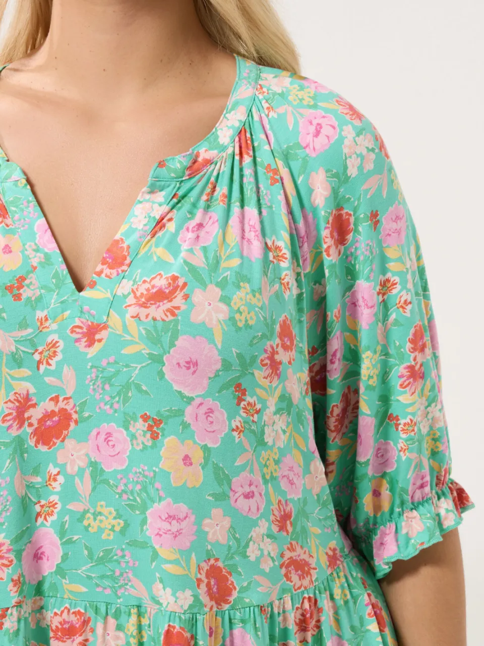 Yours Groene Jurk Met Bloemenprint En Inkeping In De Hals, foto 4