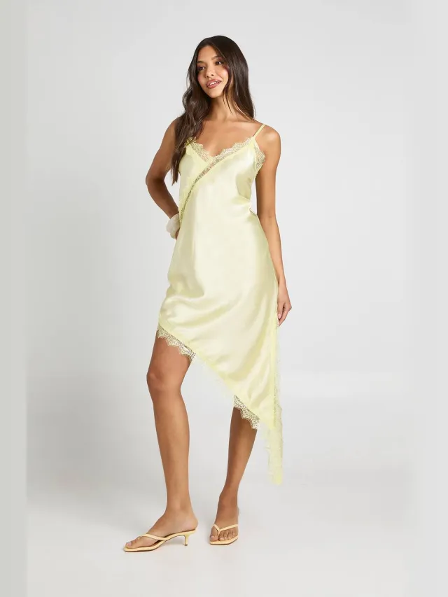 boohoo Dames Satijnen & Kanten Asymmetrische Slip Jurk Citroen