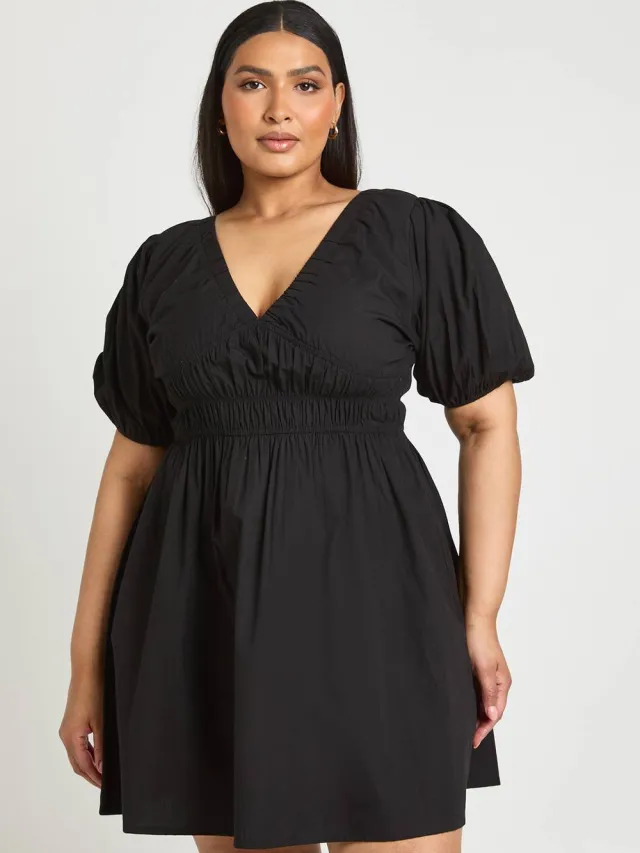 boohoo Dames Plus Mini-jurk Met Ballonmouwen Van Popeline Zwart