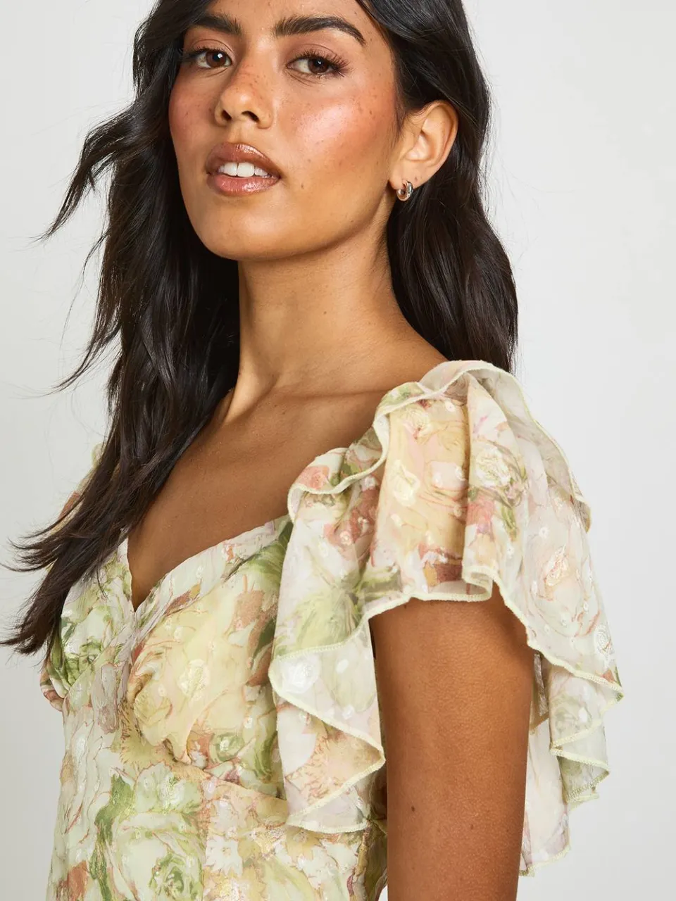 boohoo Dames Jacquard Bloemen Engelmouwen Mini Jurk zachte limoen, foto 4
