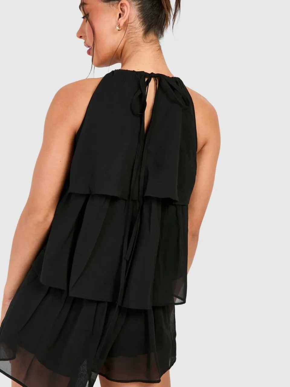 boohoo Dames Petite Chiffon Gelaagde Mini-Jurk zwart, foto 3