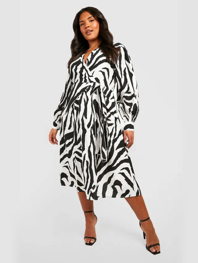 boohoo Dames De Plus-gedrukte Midi Skater Jurk Zwart