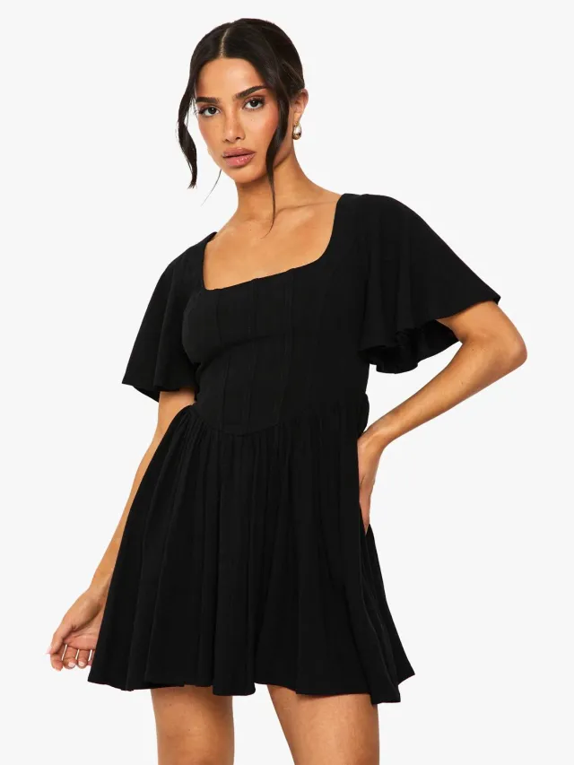 boohoo Dames Petite Linen Mix Korset Engelmouw Skaterjurk Zwart
