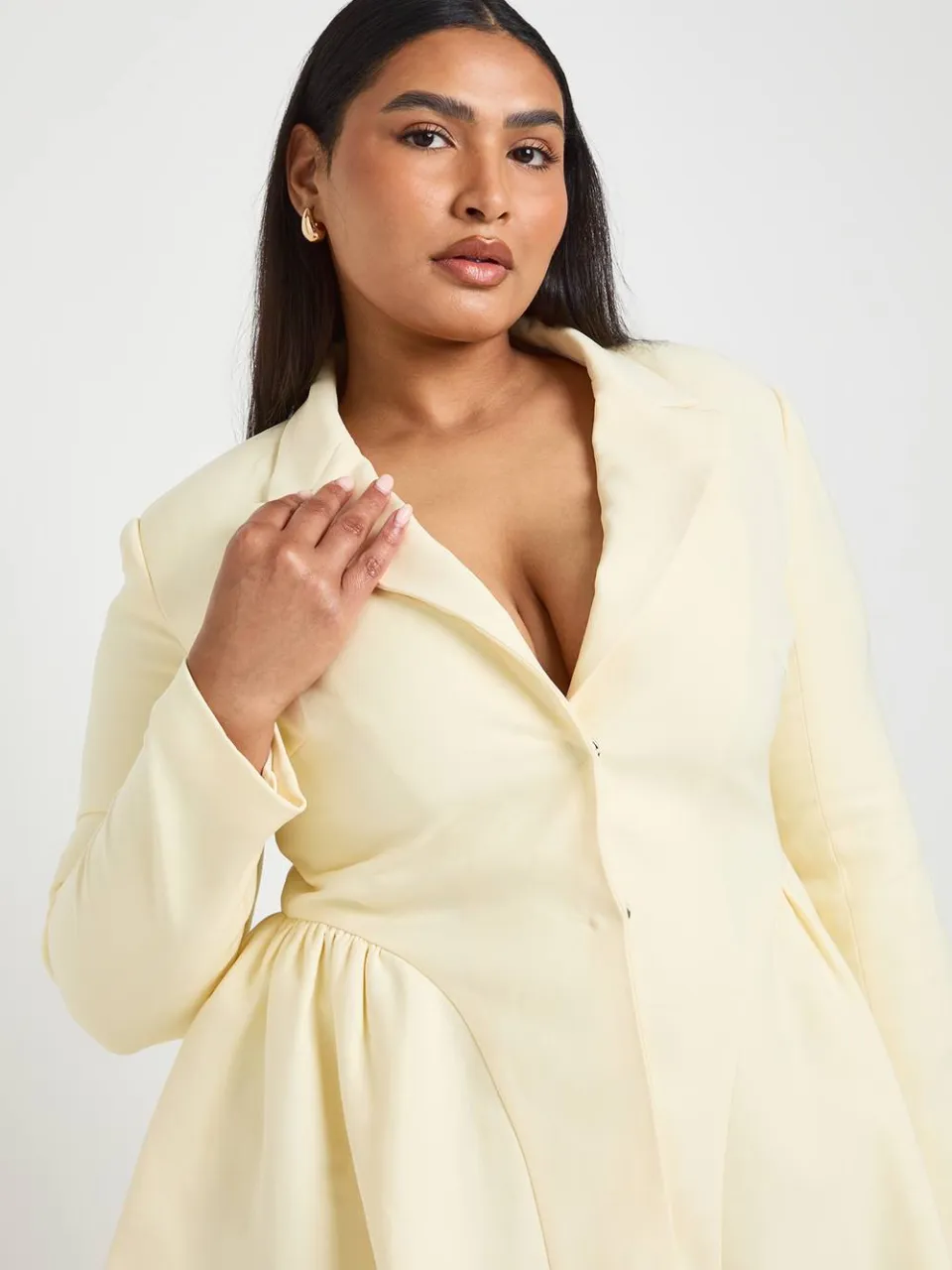 boohoo Dames Plus Skater Rok Blazer Jurk boter, foto 4