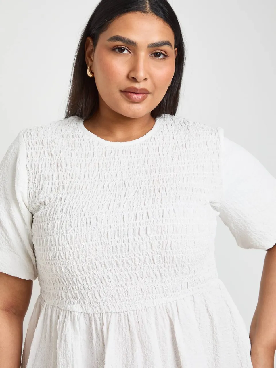 boohoo Dames Plus Mini-jurk Met Getextureerde Volumemouwen ivoor, foto 4