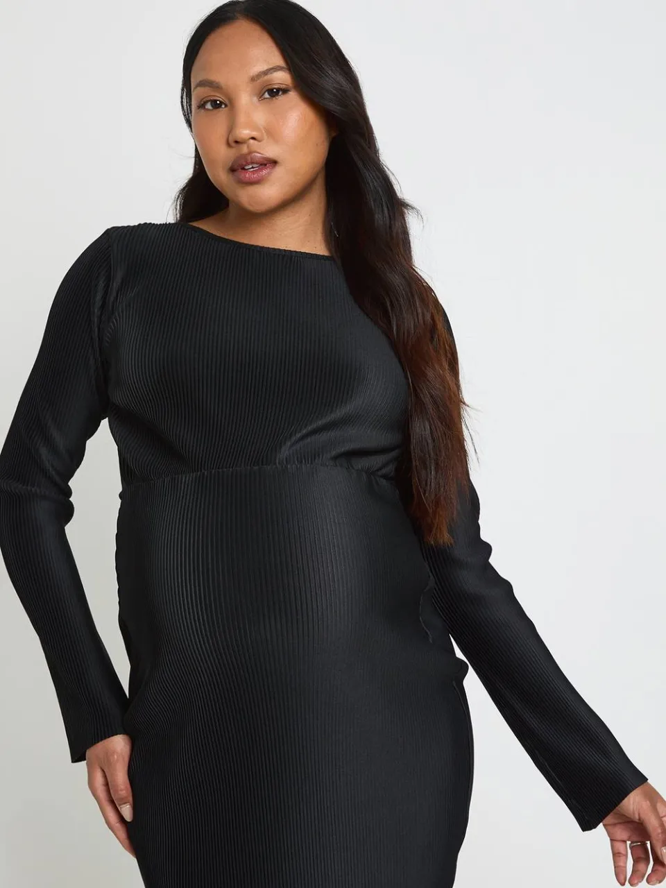 boohoo Dames Zwangerschaps Plisse Vleermuis Midaxi Jurk zwart, foto 4