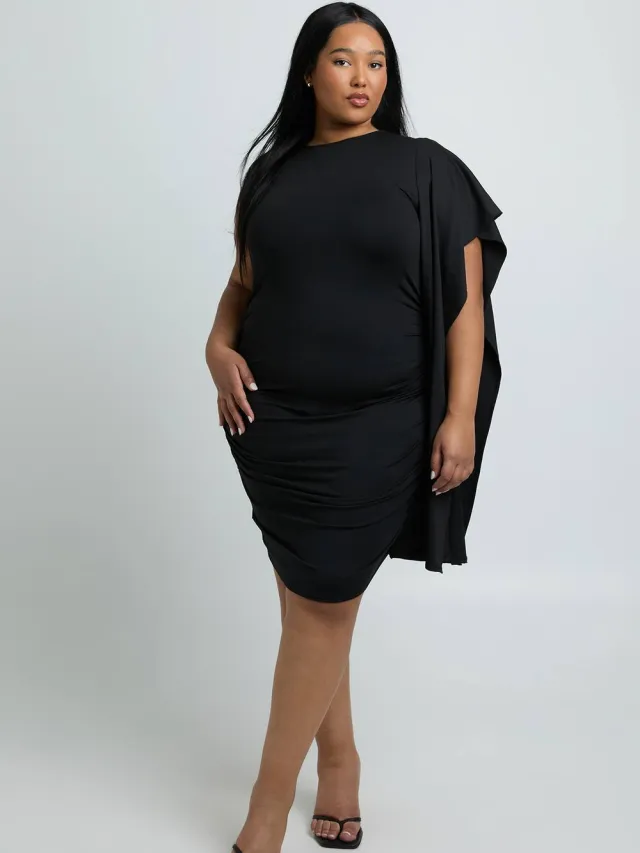 boohoo Dames Plus Mouwloze Geplooid Bodycon Mini Jurk Zwart