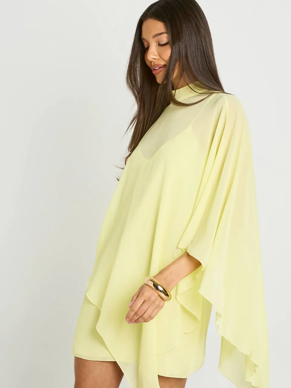 boohoo Dames Mini-jurk Met Zwierige Cape Detail citroen, foto 4