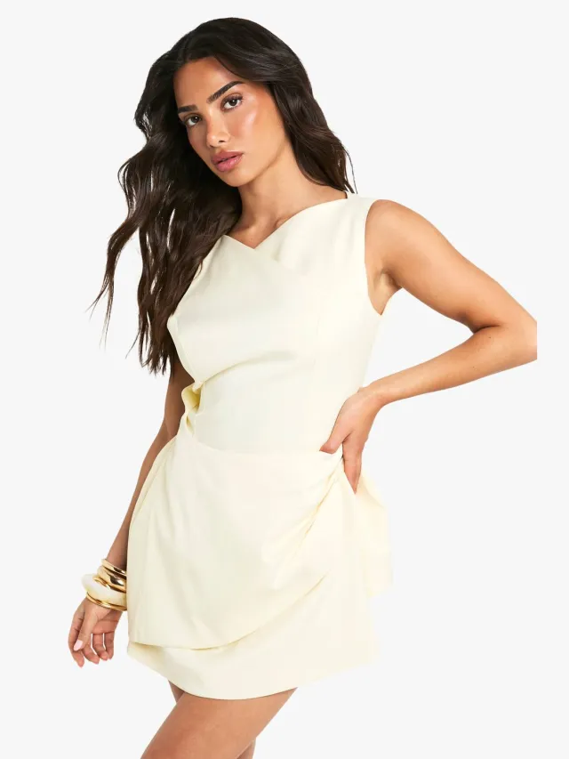 boohoo Dames Petite Op Maat Gemaakte Cowl Detail Wikkel Minijurk Ivoor