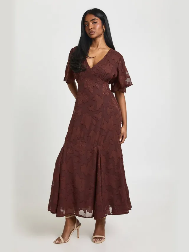 boohoo Dames Burnout Bloemen Engelenmouwen Midaxi Jurk Chocoladebruin