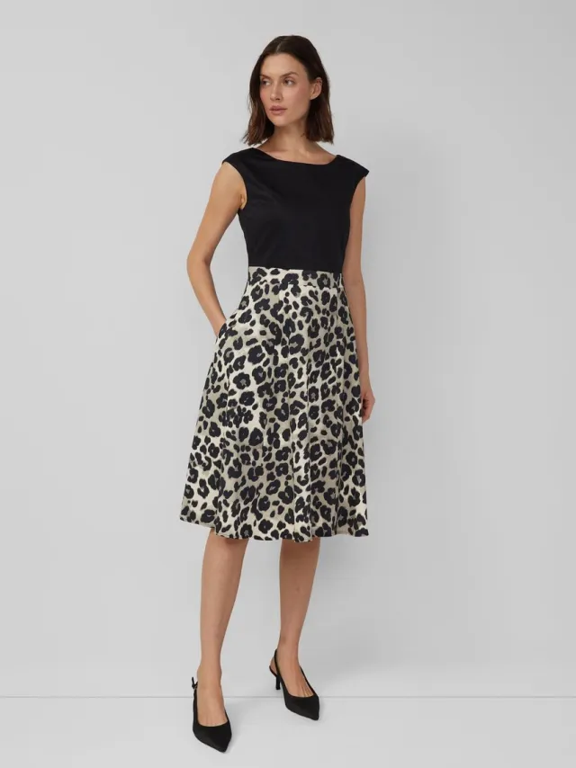 S.Oliver female - Flared shift jurk met leo rok zwart