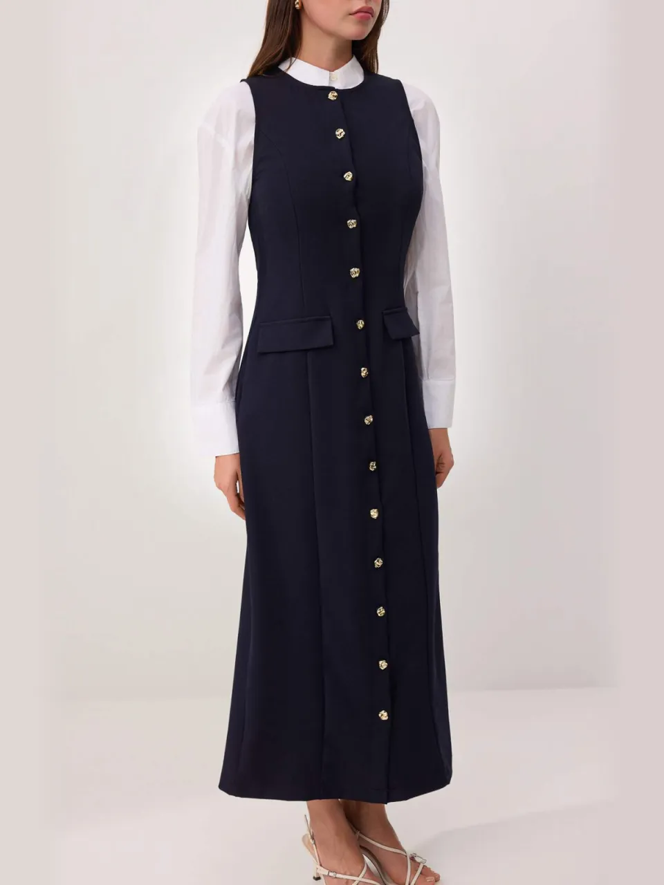 Trendyol Modest Dames Donkerblauw Effen Maxi Mouwloos Casual Recht Modest Jurken marineblauw/blauw, foto 2