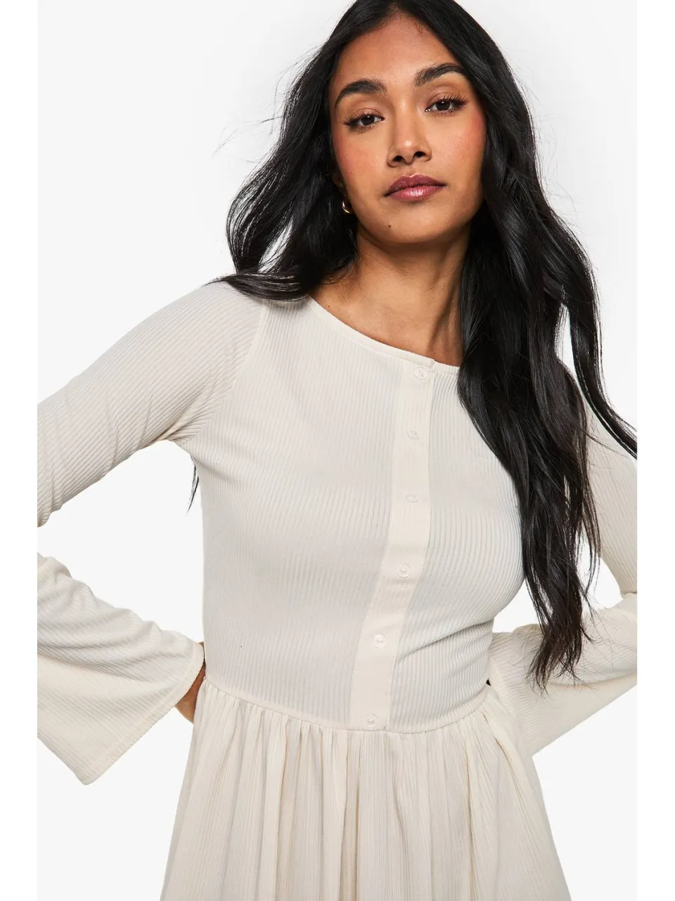 boohoo Dames Rib Drop Hem Button Down Mini Jurk crème, foto 4