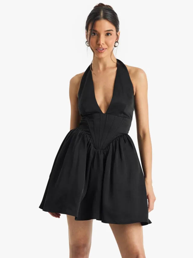 boohoo Dames Satijn Halterneck Verstevigd Detail Volume Mini Jurk Zwart