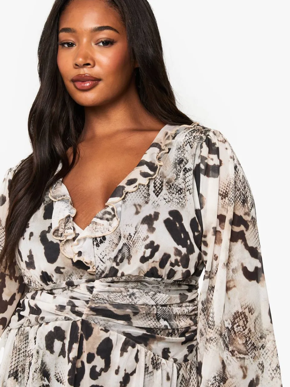boohoo Dames plus animal print mesh ruffle skater jurk steen, foto 4