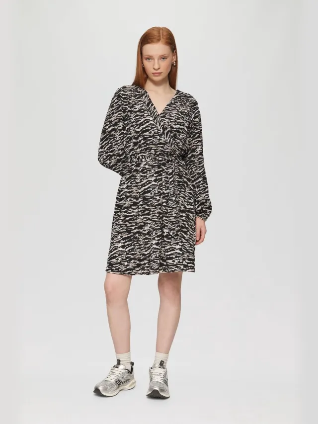 QS female - Wikkeljurk zwart