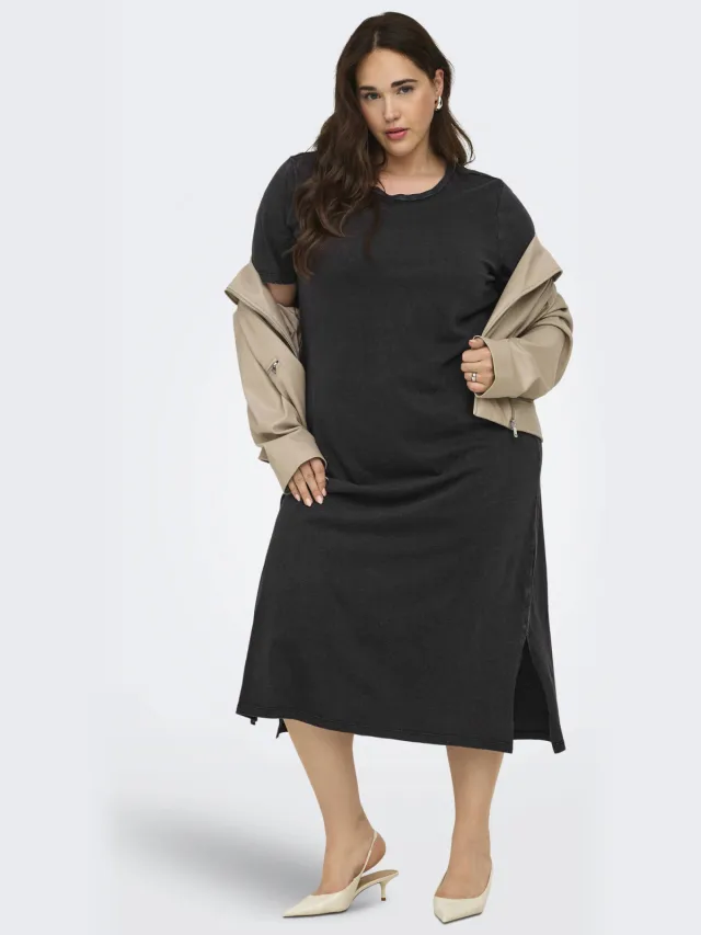 Only Carmakoma T-shirtjurk zwart