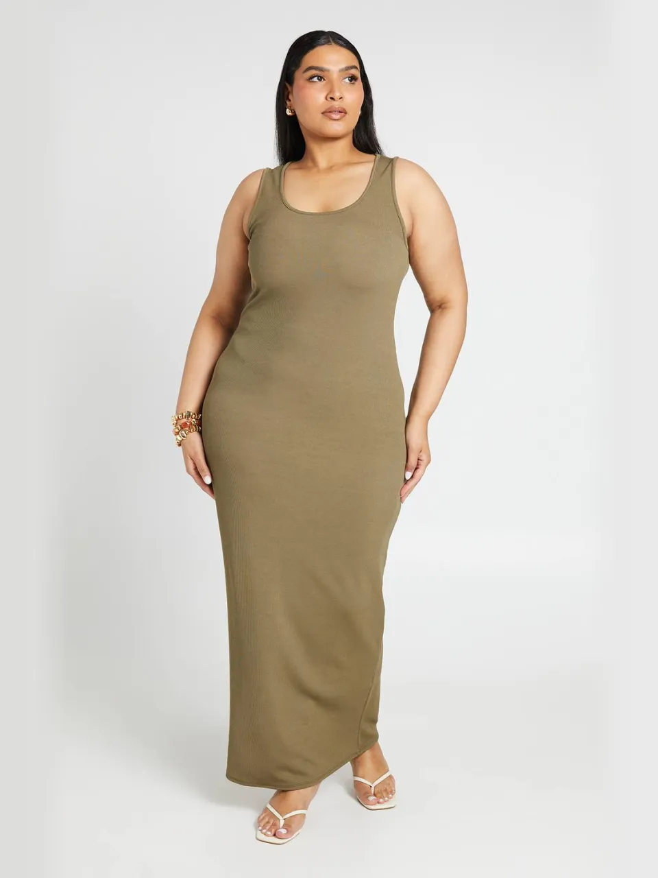 boohoo Dames Plus Size Geribbelde Maxi Jurk Met Ronde Hals kaki, foto 3