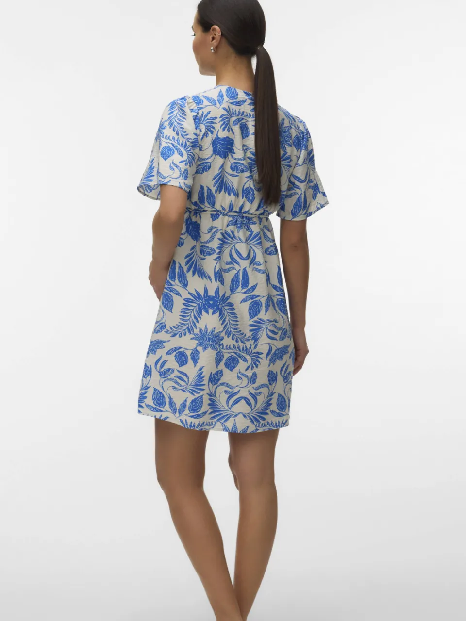 Vero Moda MATERNITY zwangerschaps wikkeljurk blauw/wit, foto 5