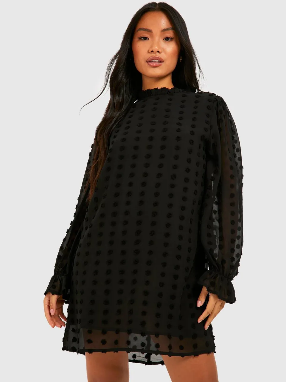 boohoo Dames Petite Dobby Textured High Neck Shift Dress zwart, foto 2