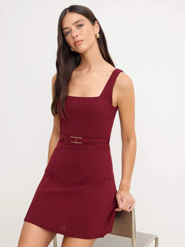Trendyol TRENDYOLMİLLA Dames Bordeaux Effen Kort / Mini Mouwloos Skater Jurken Bordeauxrood